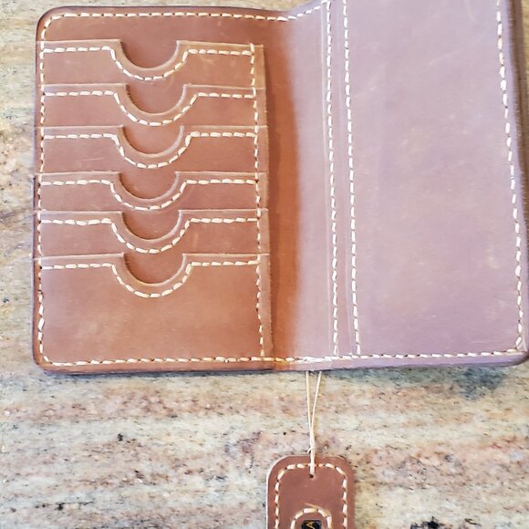 🎄🎁 3 piece Gift Set: Leather Travel Wallet + Matching Luggage Tags – $59 🎄🎁 - Picture 9 of 12